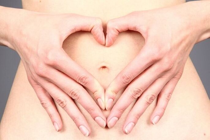 La jeune fille a débarrassé ses intestins des parasites
